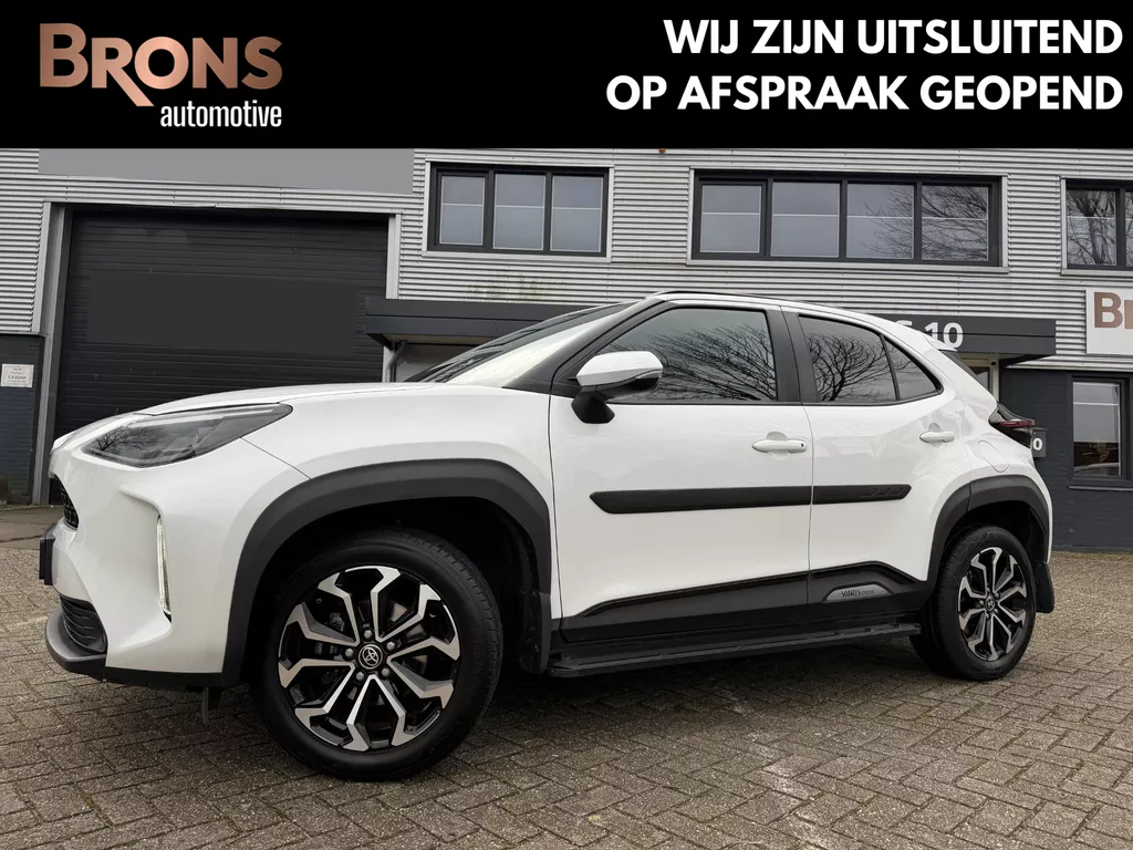 Toyota Yaris Cross 1.5 Hybrid 115 Dynamic sidesteps l Camera l Navigatie
