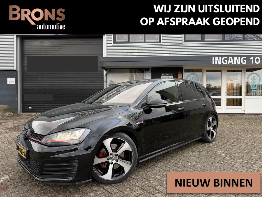 Volkswagen Golf 2.0 TSI GTI