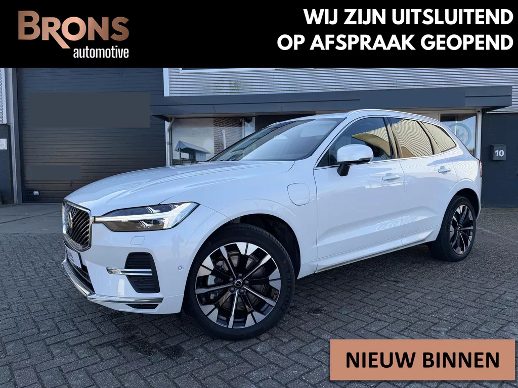 Volvo XC60 2.0 T8 Plug-in hybrid AWD Ultra Bright 455pk l Trekhaak l Pano l stoel koeling/verwarming