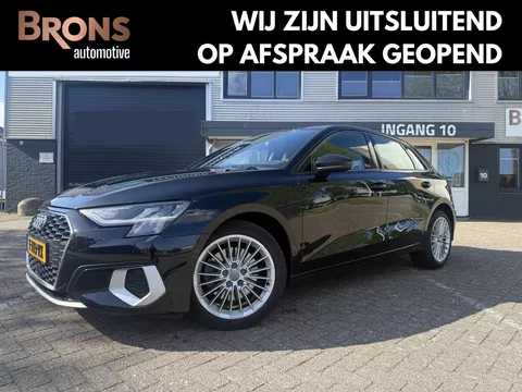 Audi A3 Sportback 35 TFSI S edition trekhaak l stoel verwarming l automaat l 150pk Audi A3 Sportback 35 TFSI S edition trekhaak l stoel verwarming l automaat l 150pk